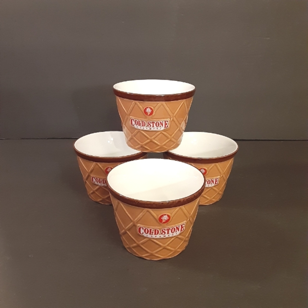 COLDSTONE CREAMERY Waffle Cone Ceramic Ice Cream Dishes, Set of 4 (Like New.)